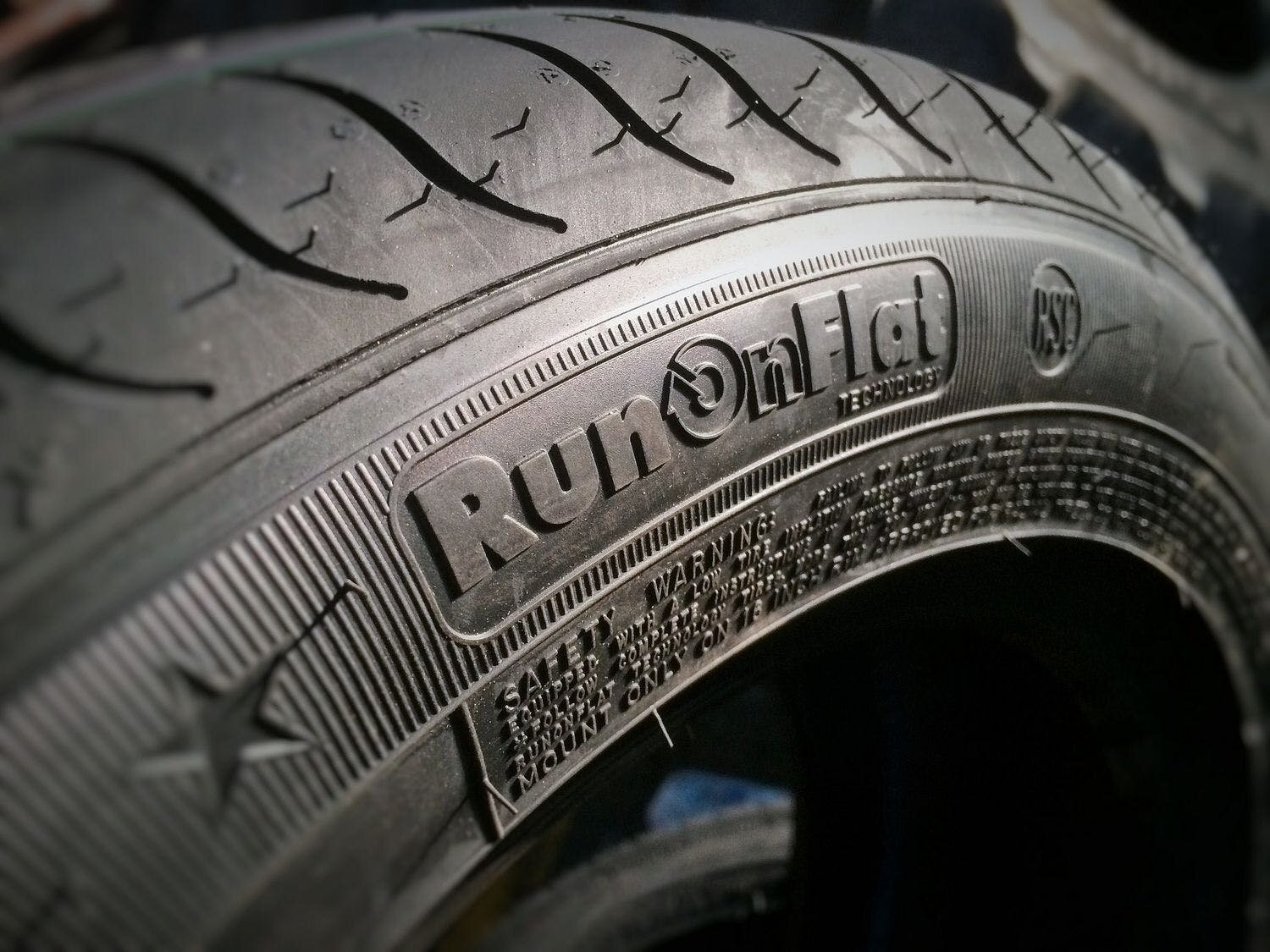 Opona typu run-flat