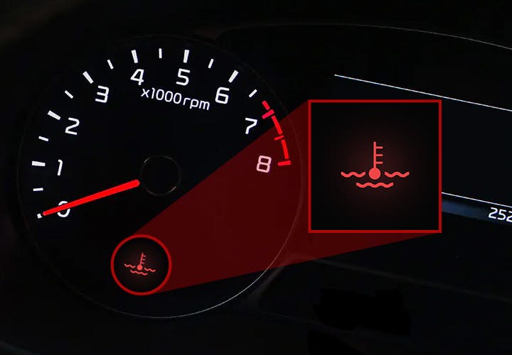 Rood motorkoelvloeistoflampje: stop uw auto nu! 🚨