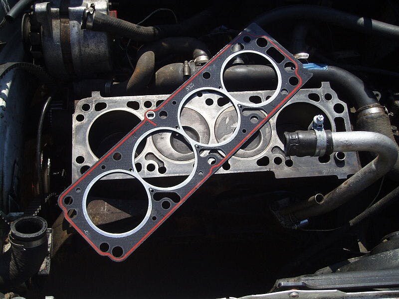Cylinder head gasket